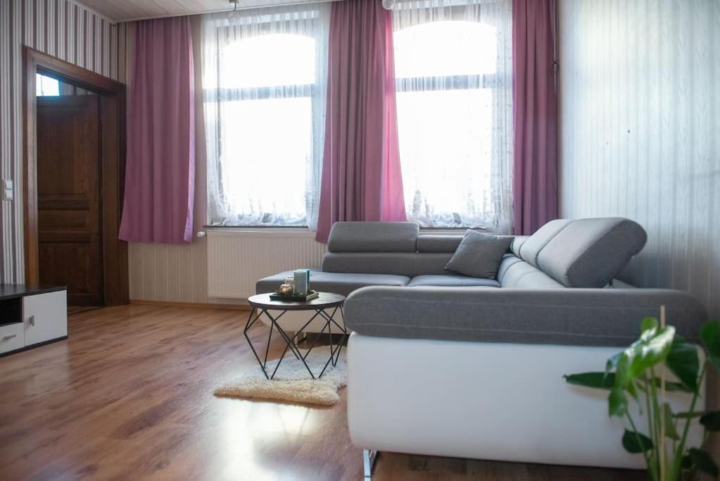 2 Zi.-Wohnung Stadtnah, Messenah Sarstedt Exterior foto
